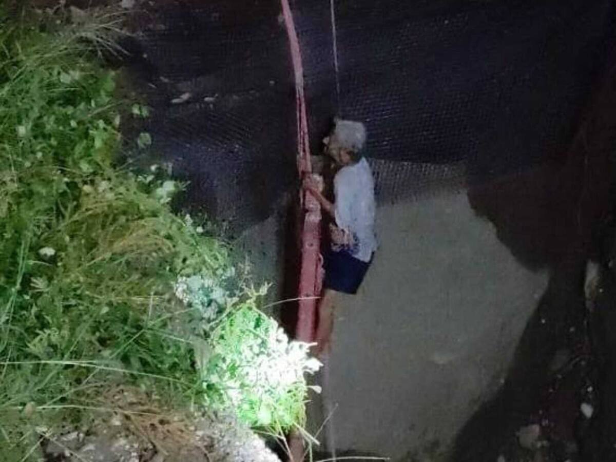 Milagro en Honda: anciana sobrevivió tras caer en un socavón de 12 metros
