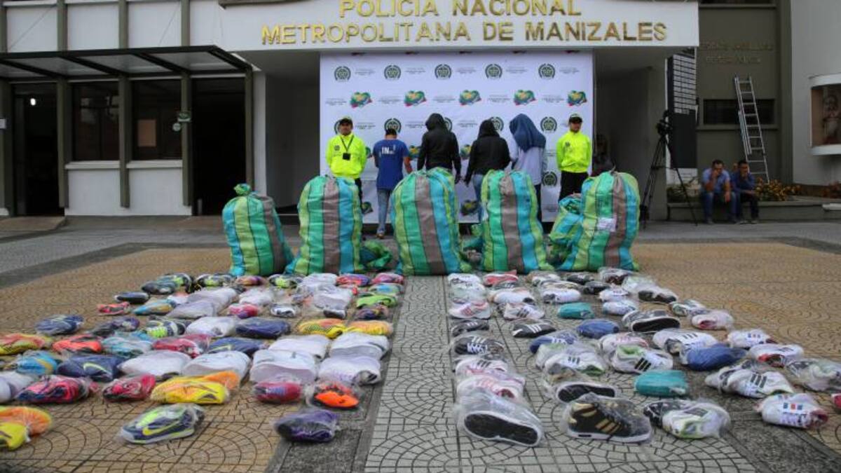 Falsificaban zapatos de marcas reconocidas