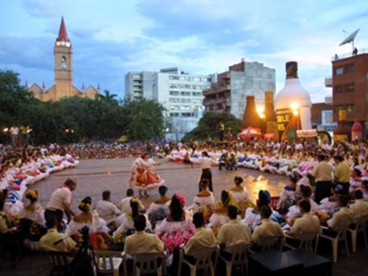 Puente de San Pedro y San Pablo lleno de ferias y fiestas en todas las regiones del país