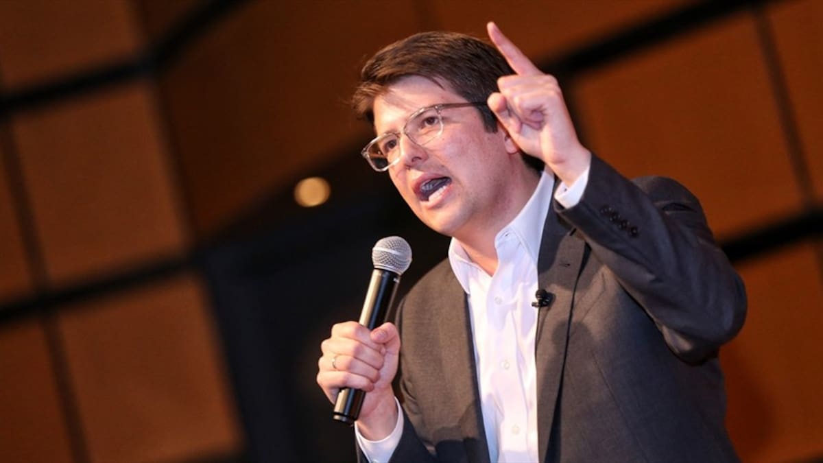 6AM Miguel Uribe Turbay, senador
