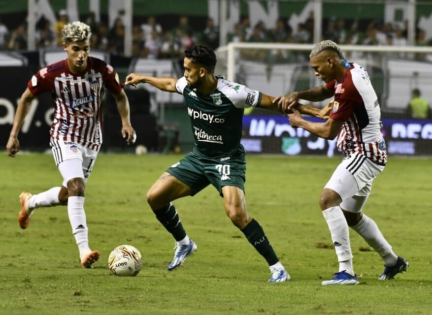 Deportivo Cali frente al Junior en Liga / Colprensa