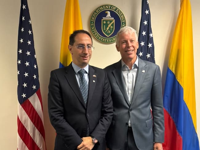 Tras una reunión con el secretario de Energía de Estados Unidos, el vicepresidente electo José Manuel Restrepo señaló hay preocupación en Washington por la parálisis en proyectos energéticos en el país.
(Foto: Cortesía Oficina de Prensa del Presidente Electo de la República de Colombia)