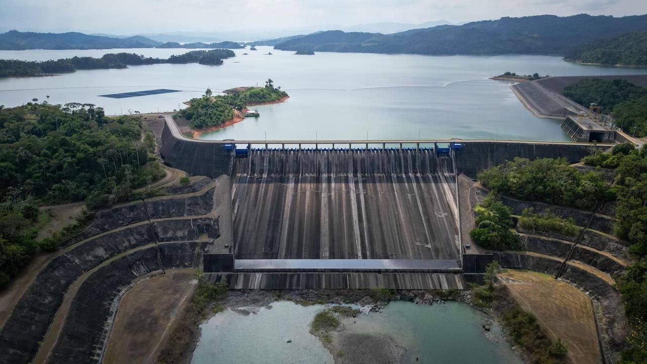 Declaran alerta naranja en ocho municipios de Córdoba por riesgo de rebose en el embalse Urrá. Foto: prensa Gobernación de Córdoba.