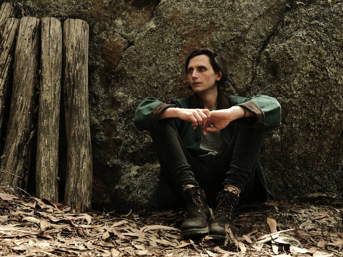 Lucas Hill presenta ‘Camino’ un tributo a las raíces de la música latinoamericana