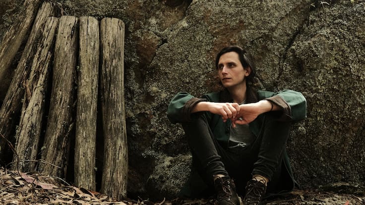 Lucas Hill presenta ‘Camino’ un tributo a las raíces de la música latinoamericana