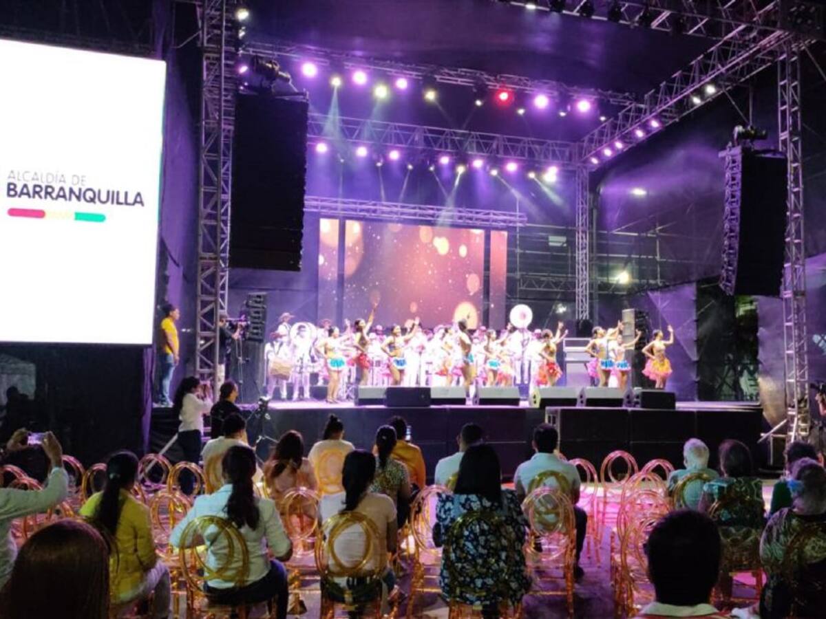 Barranquilla adelantó la Guacherna con homenaje a Esthercita Forero