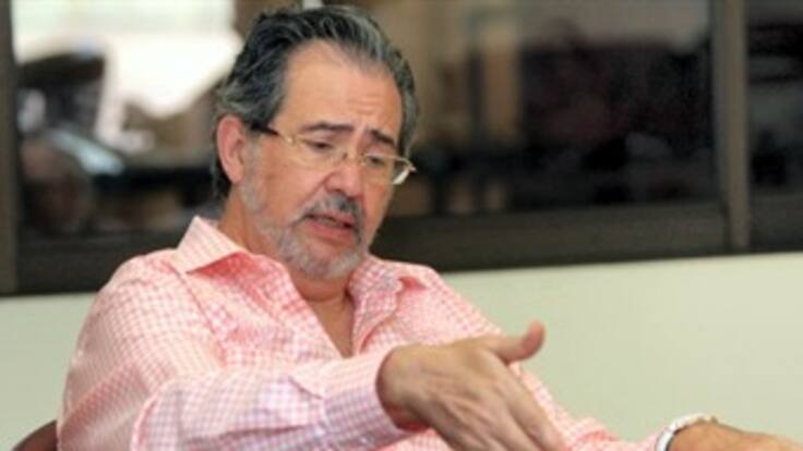 "Militares apoyarán gobierno de Capriles": director diario El Nacional