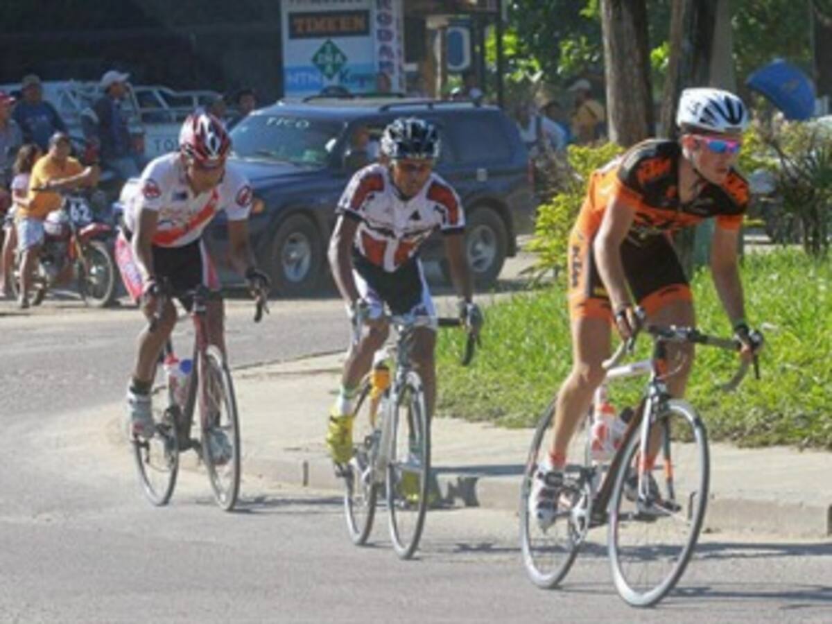 Cinco colombianos entres los diez primeros de la Vuelta a México