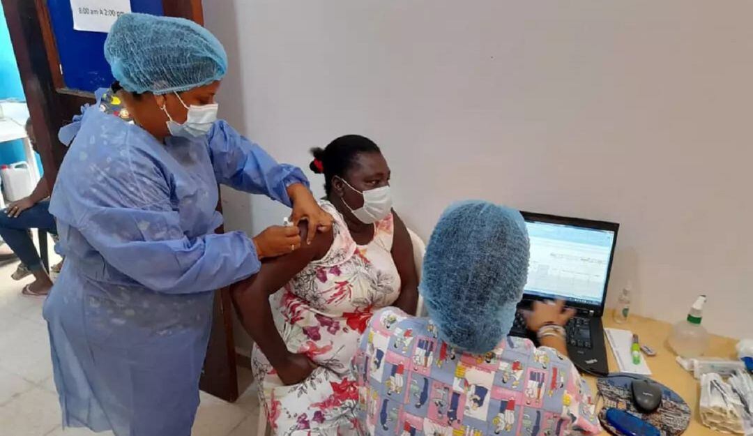 El Dadis apoya esta jornada aplicando los esquemas regulares de vacunación para niños y niñas de cero a diez años