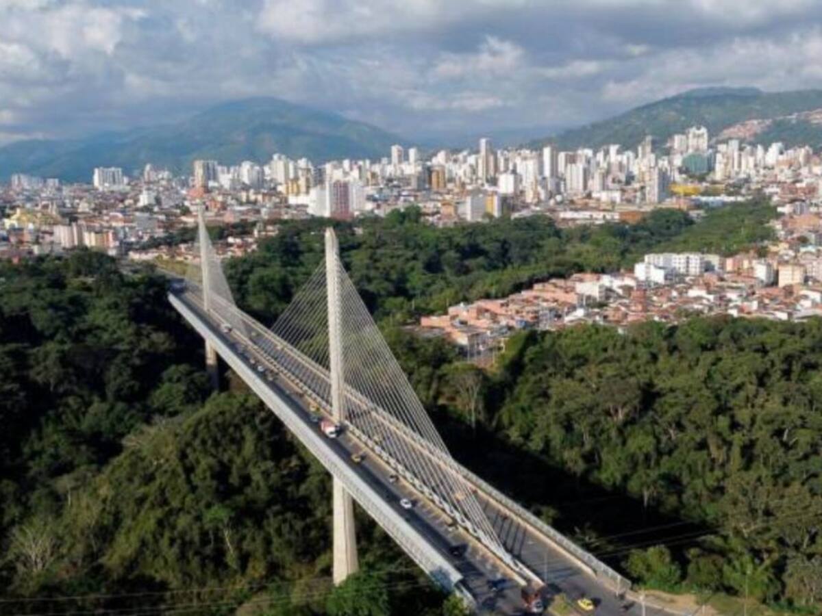 ¡Lo que faltaba! Partes del puente de la novena sin alumbrado público!