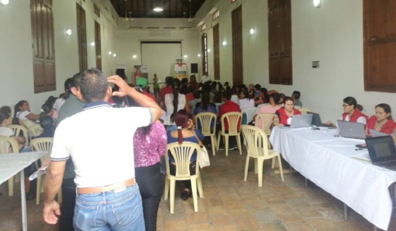 Se restablecen diversos programas sociales y proyectos