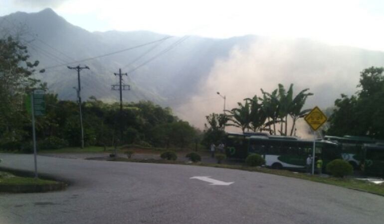 Doce horas duró incendio en la central hidroeléctrica de Guatapé.