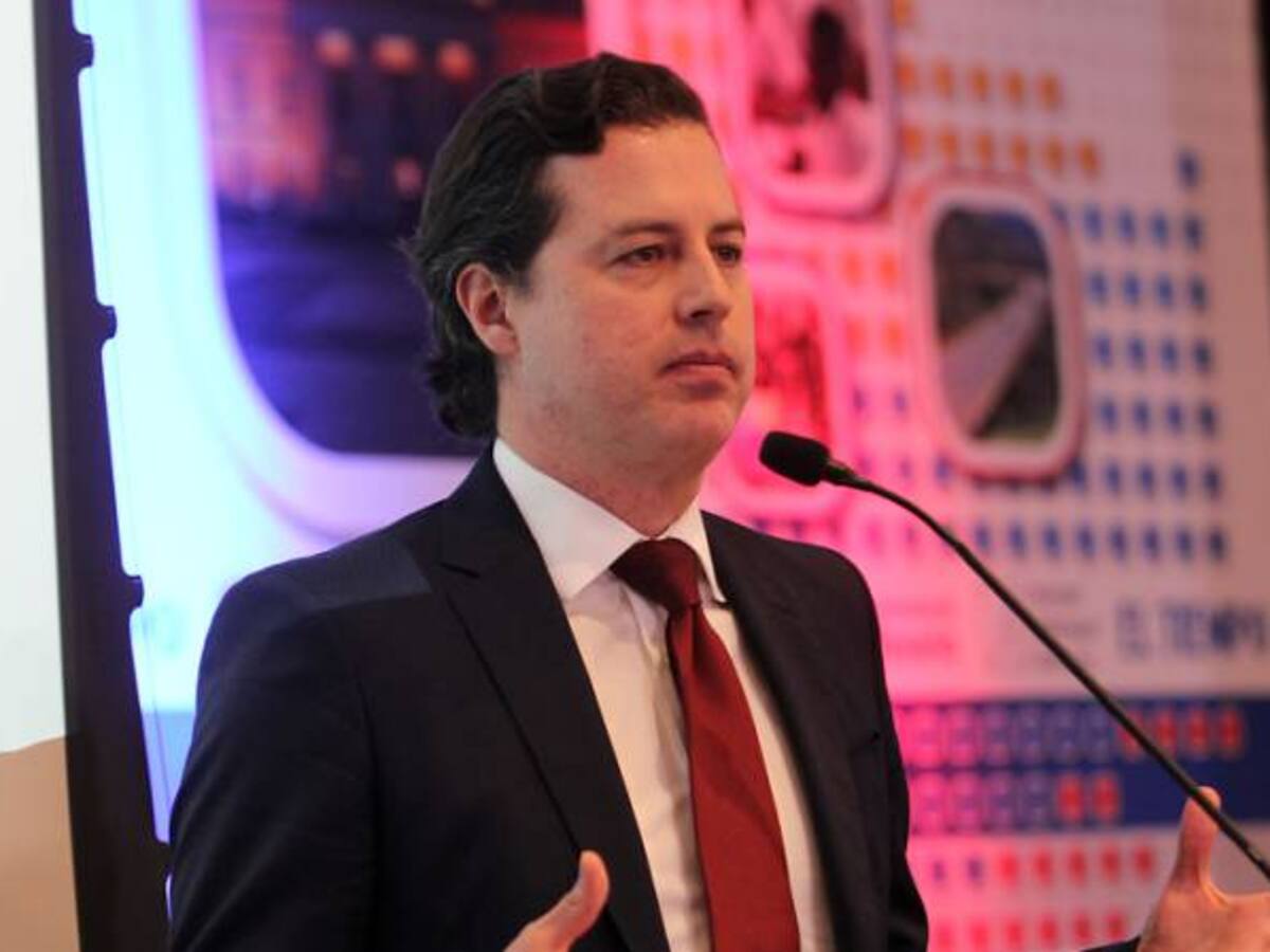 Juan Manuel Galán dice que no participa en consulta liberal y propone encuesta