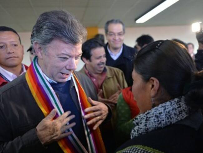 "Gobierno le va a cumplir a campesinos e indígenas de Nariño": Santos