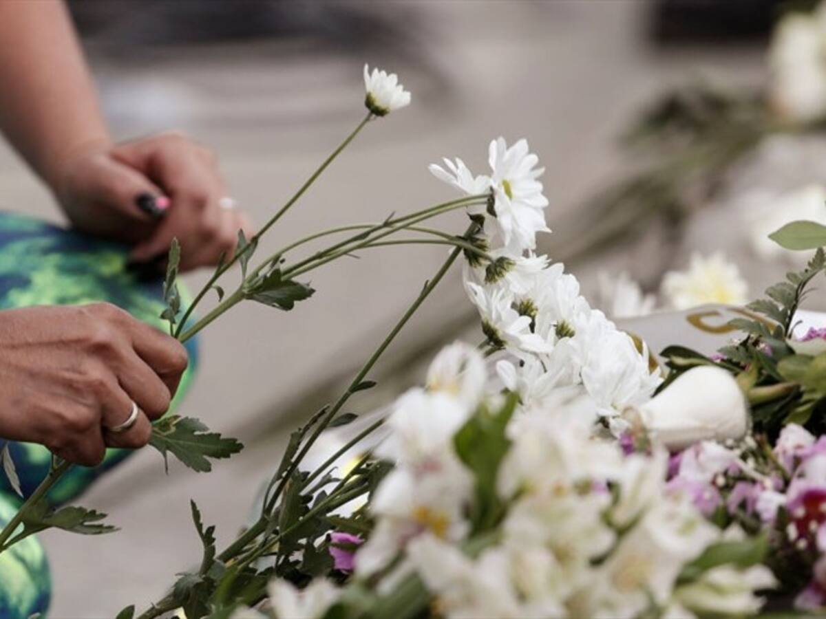 Proceso de paz se salva con la verdad: Álvaro Leyva sobre carta a Mancuso y 'Timochenko'