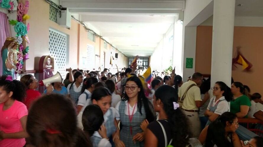 El colegio Biffi, la institución educativa privada femenina más tradicional de Cartagena, vive desde el pasado 22 de mayo una crisis. Foto: Antonio Canchila (W Radio)