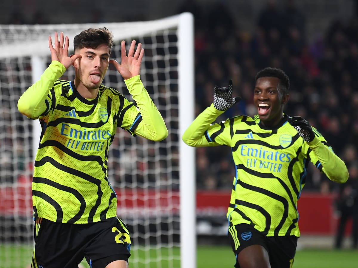 Arsenal es líder de la Premier League: agónica victoria en casa del Brentford