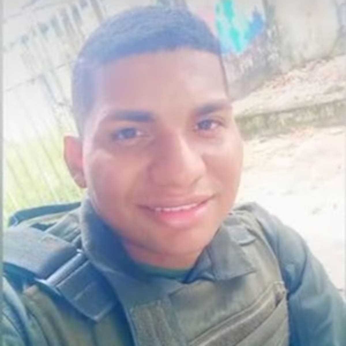 Nueva prueba de supervivencia del policía cartagenero secuestrado en Cauca
