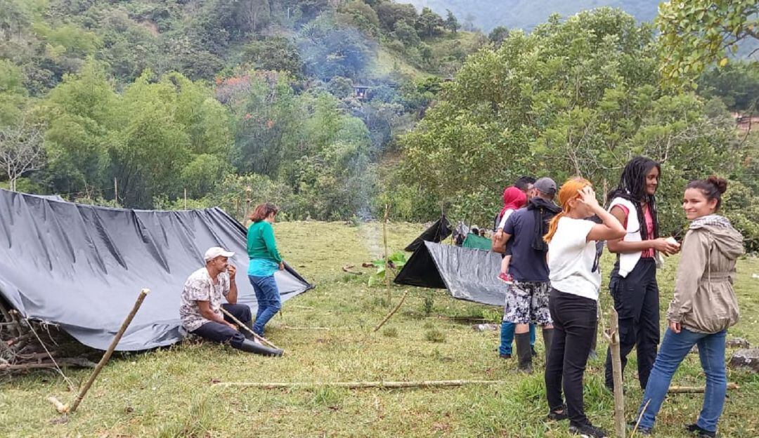 Las cerca de 1000 personas piden garantías para su derecho a una vivienda digna. 