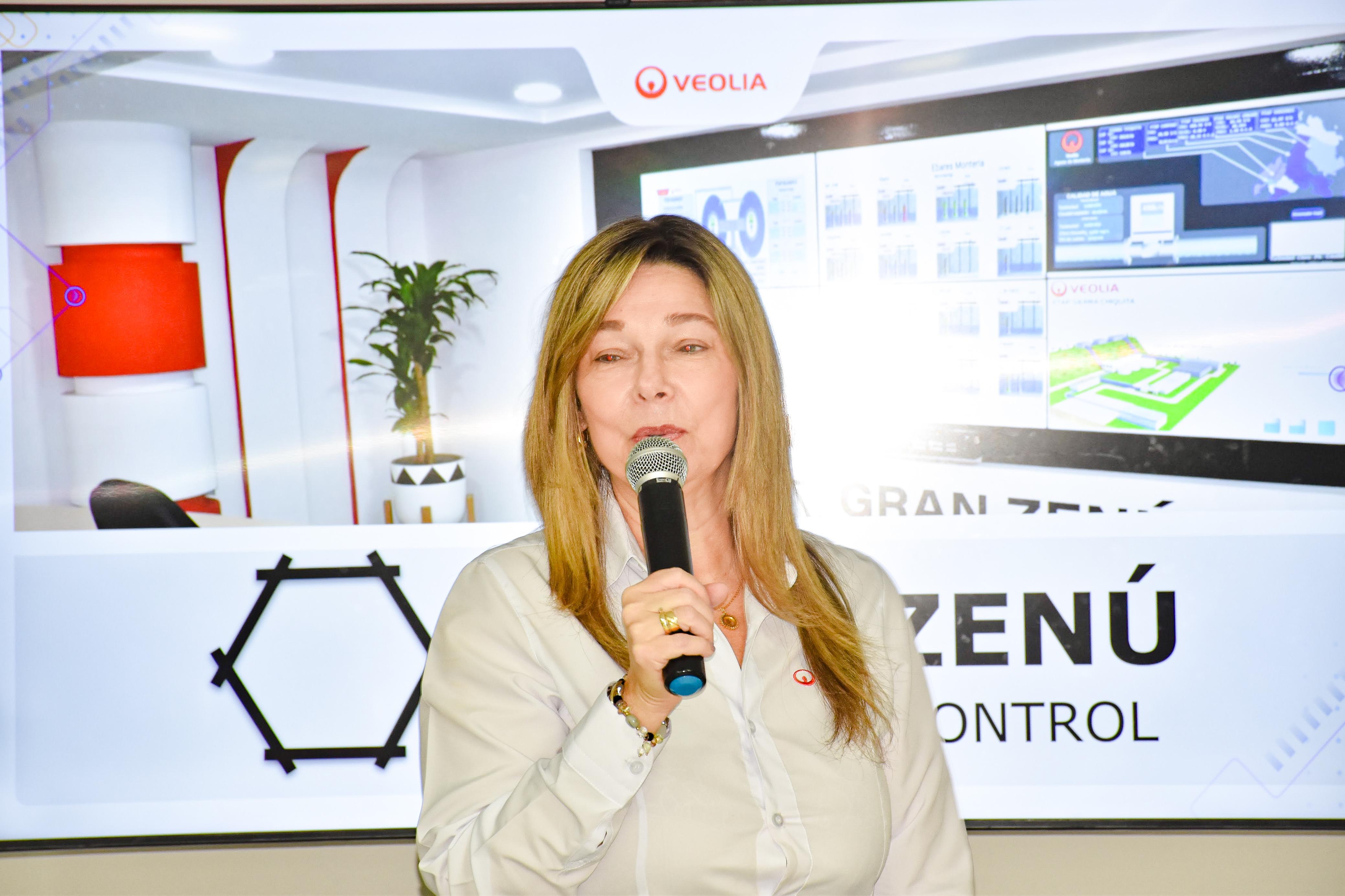 La presidenta de Veolia, Judith Buelvas, presenta el Centro de Control Gran Zenú.