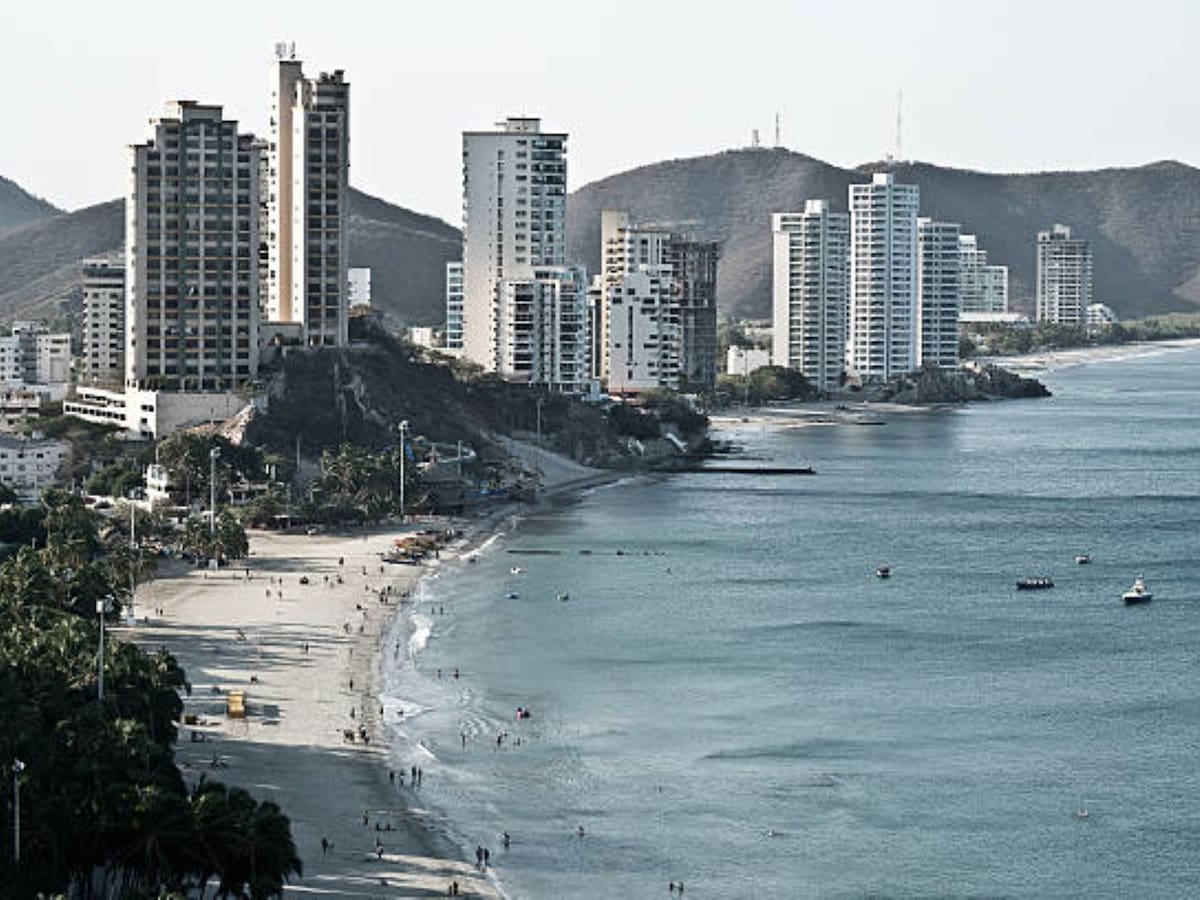 Organizaciones ambientales denuncian grandes cantidades de basura en playas de Santa Marta
