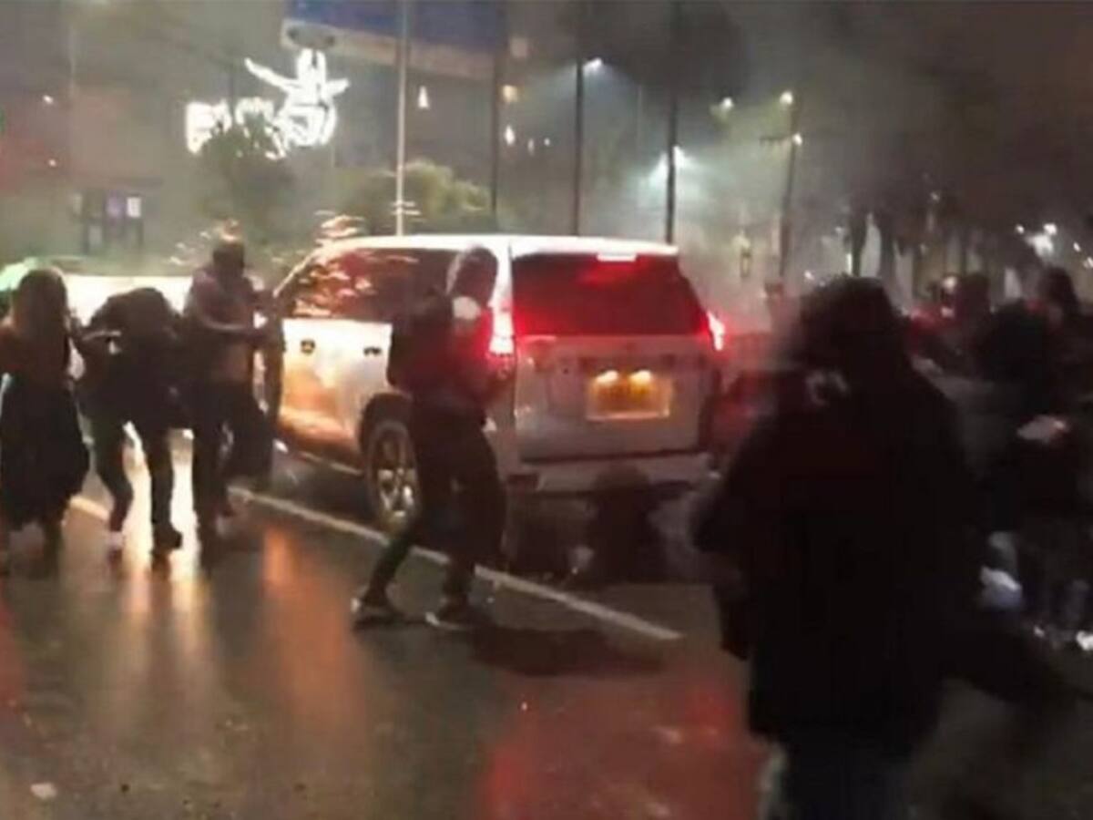Confirman que un objeto contundente le fue lanzado al alcalde de Manizales