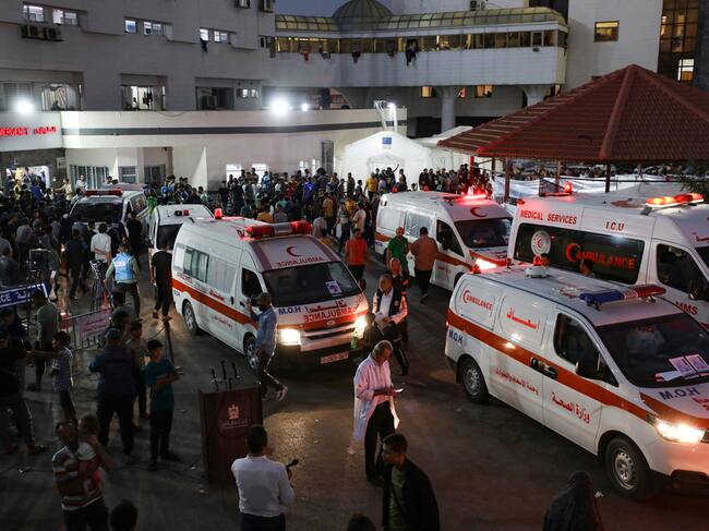 Ambulancias de Media Luna Roja | Foto: EFE