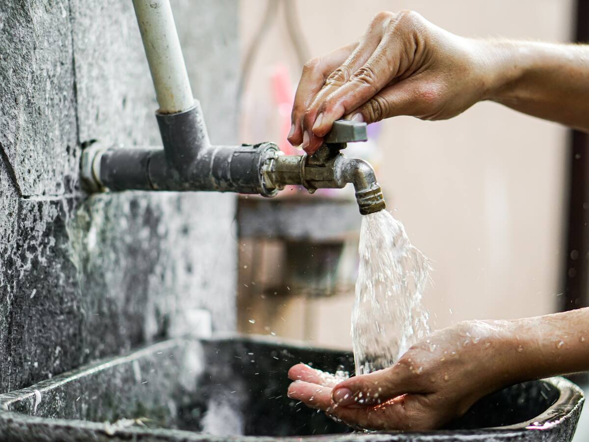 ¡Tome nota! Cortes de agua en Bogotá durante la semana de navidad