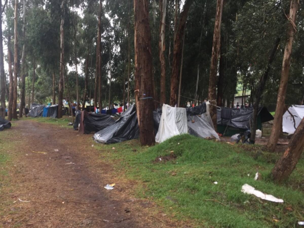 Autoridades no descartan desalojo de venezolanos cerca de Terminal