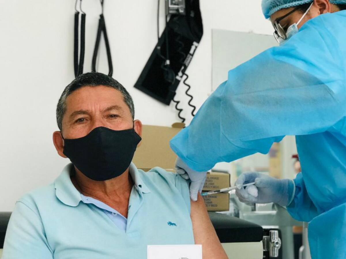Inició la aplicación de vacunas Janssen en población rural de Pereira