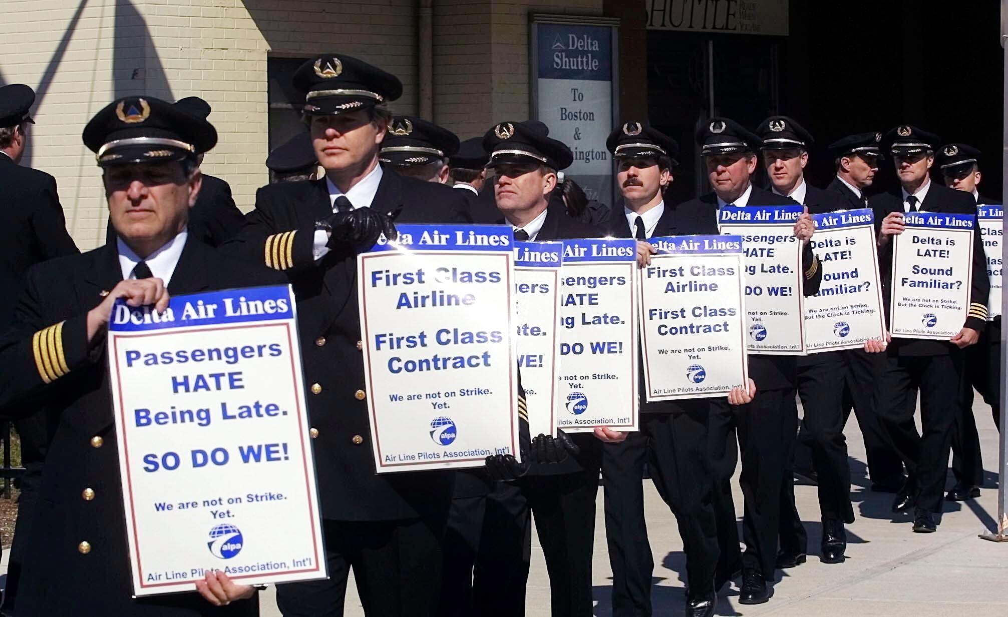 Pilotos de Delta podrían ir a huelga si no se ajusta contrato en EE.UU.