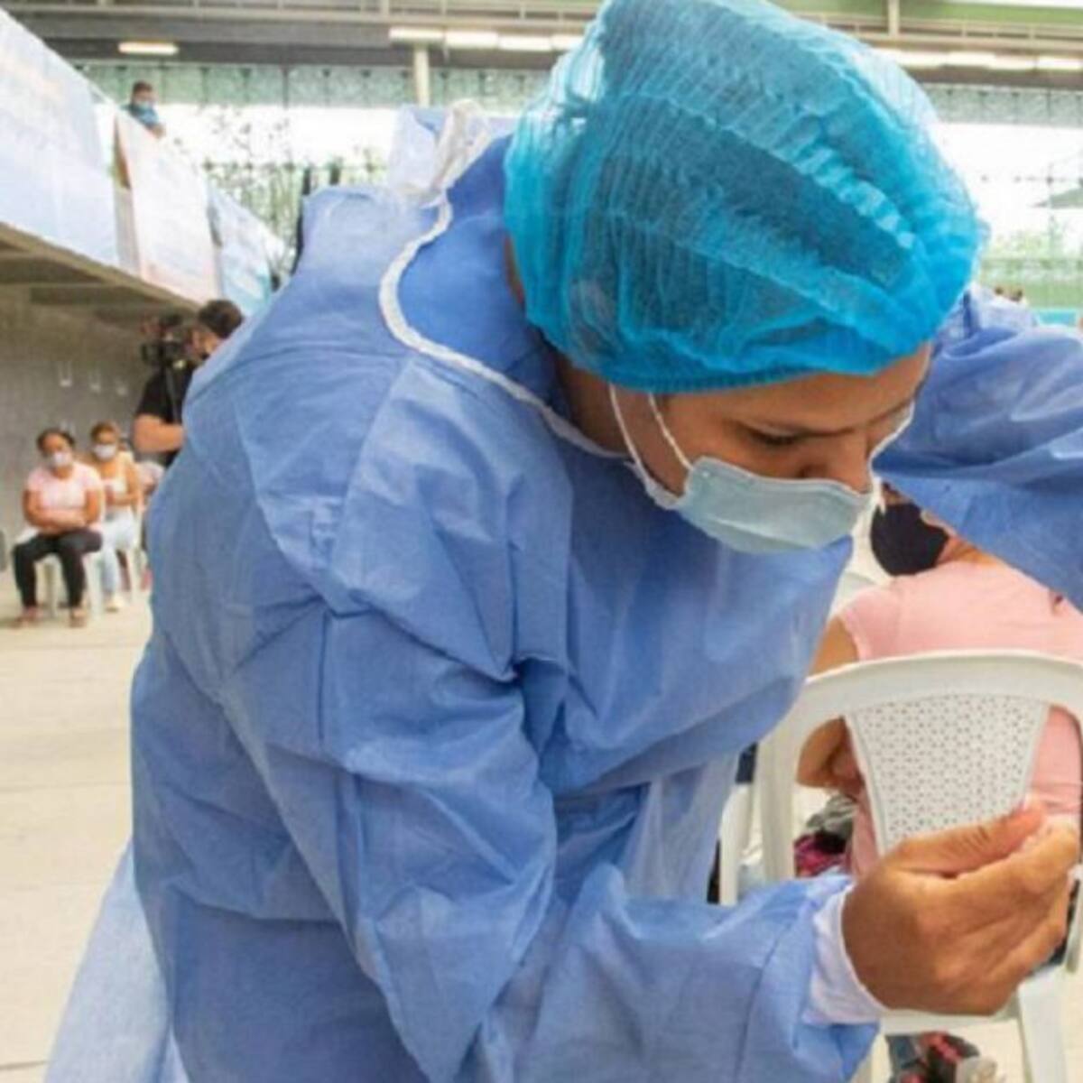 Inicia agendamiento para vacunación en mayores de 40 años