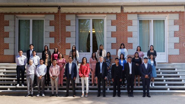 Santandereano becado fue recibido por la reina Letizia de España