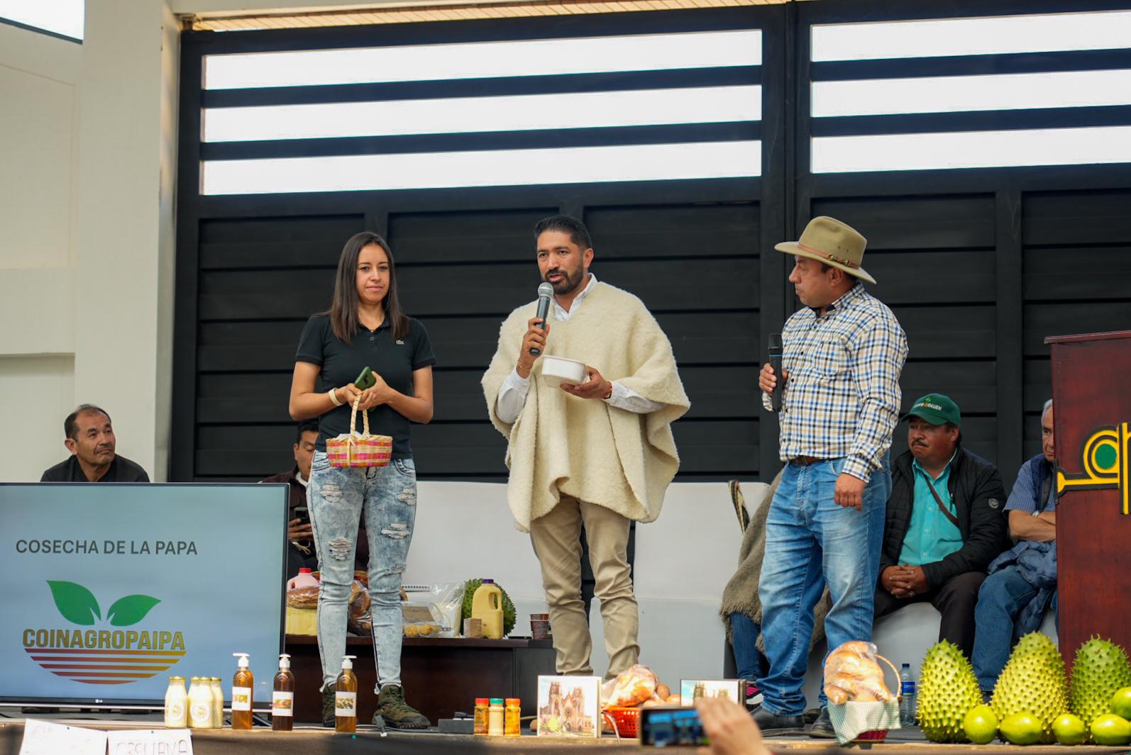 El presidente de la ADR se reunió con productores del departamento. Foto | Agencia de Desarrollo Rural