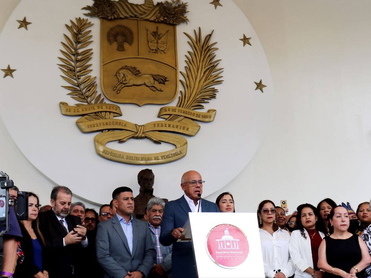 La Asamblea Nacional de Venezuela denuncia nuevas amenazas de EE.UU. y respaldan a Nicolás Maduro