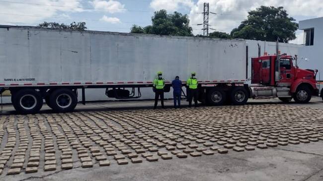 Droga incautada y la persona capturada