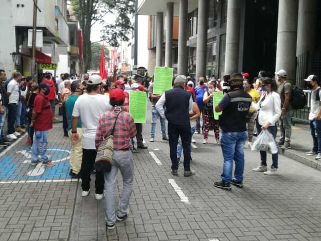 Protesta de vendedores informales por medidas adoptadas en Pereira