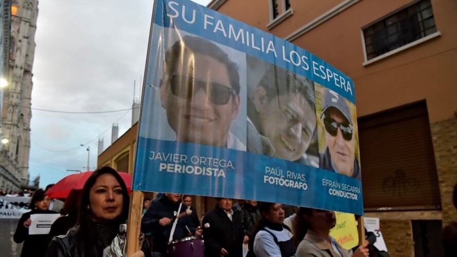 Los ecuatorianos Javier Ortega, Paul Rivas y Efraín Segarra fueron secuestrados por la disidencia al mando de alias Guacho en la frontera con Colombia el pasado 26 de marzo. Foto: Getty Images