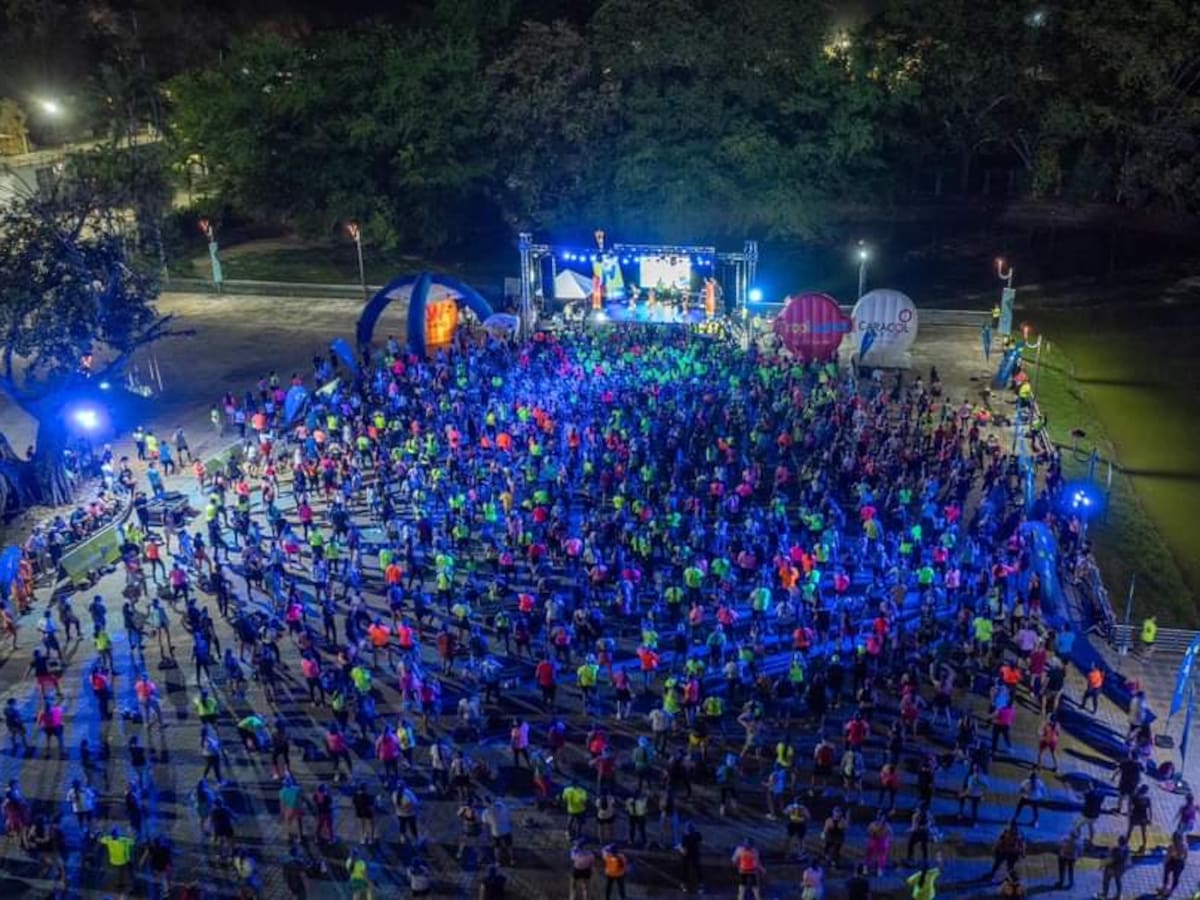 Huilenses, disfrutaron de una noche espectacular de baile Zumba Neón en Neiva