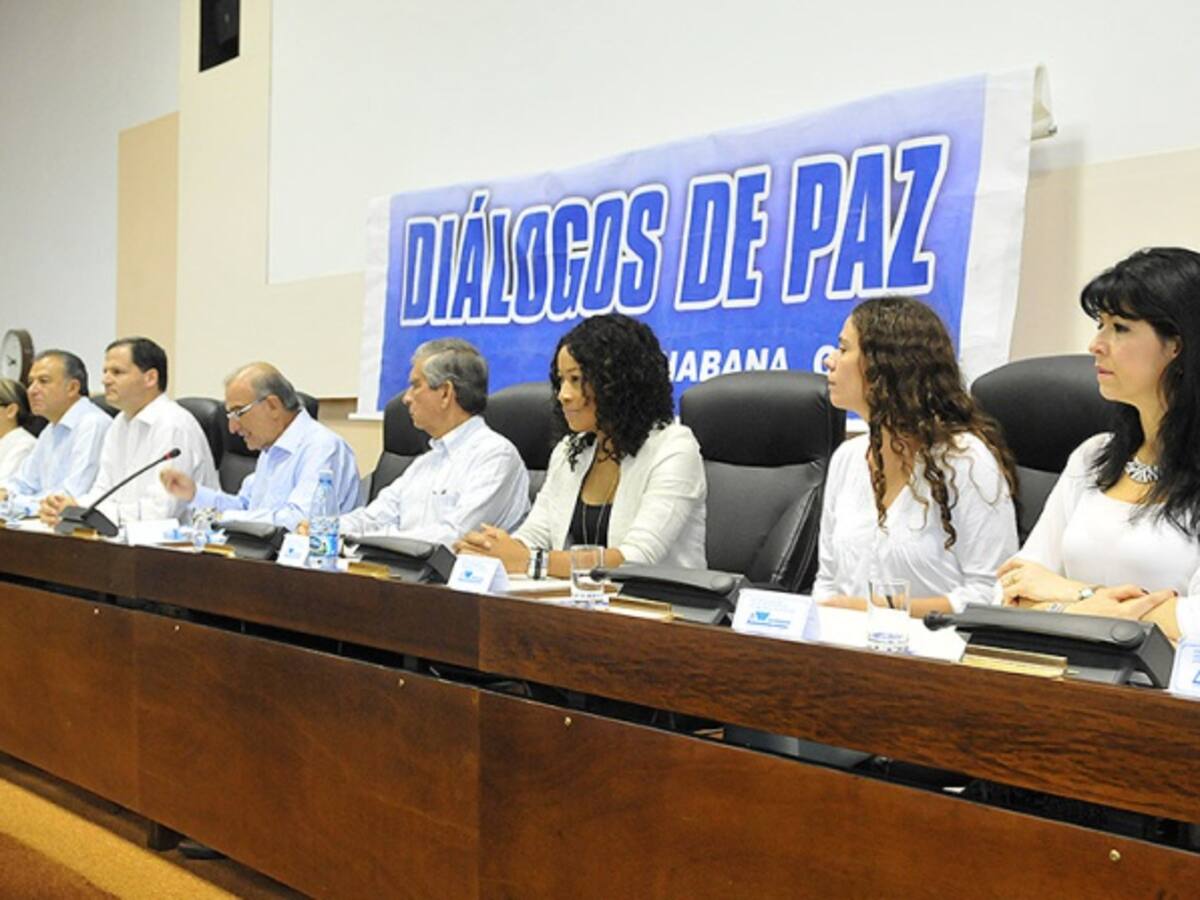 Víctimas de masacre de "La Chinita" se reunieron con las Farc en Cuba