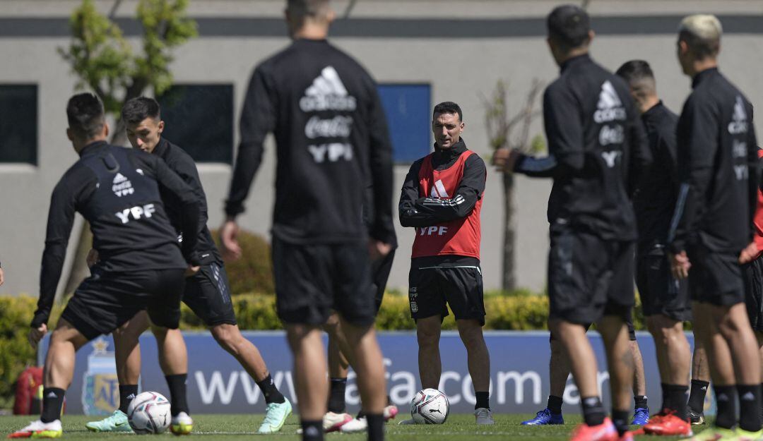 Argentina buscará mantenerse invicta en esta Eliminatoria.