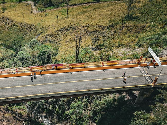 Puente La Chillona entre Casabianca y Palocabildo, Tolima