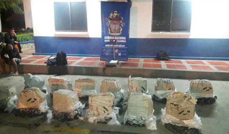 Uno de los operativos realizados por la Armada contra el tráfico de narcóticos. Foto: Caracol Radio Santa Marta