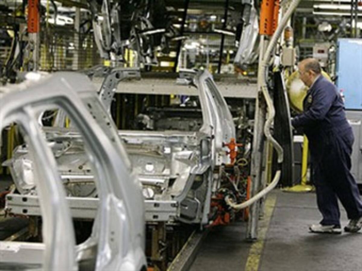 El gobierno anunciará 'plan de salvamento' para la industria automotriz