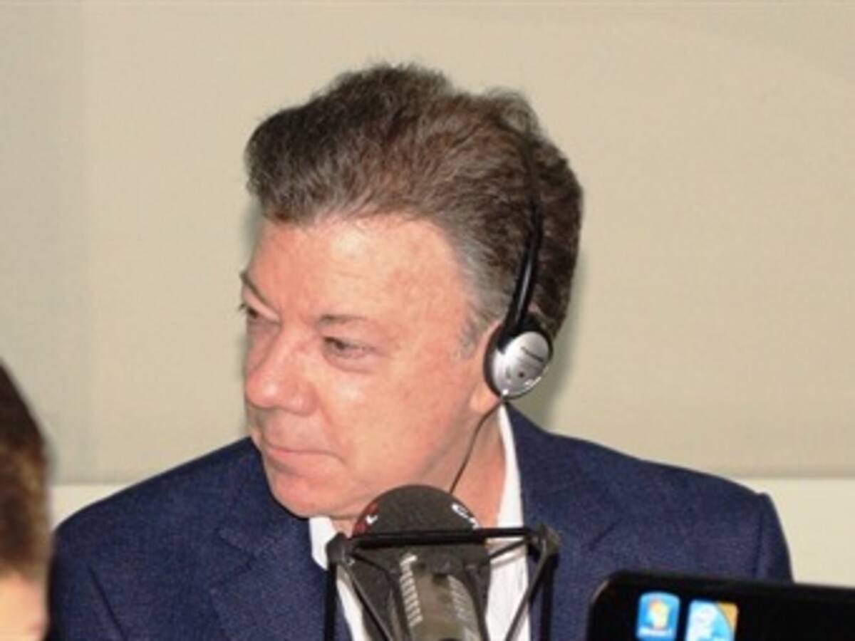 Colombia gobernada por Pacho Santos sería una terrible pesadilla: dice presidente Santos