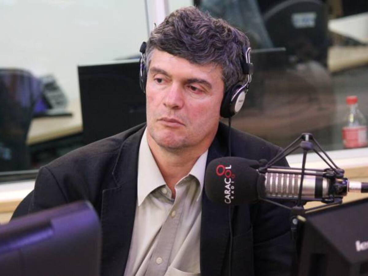 La redirección que le dé Santos al proceso en las próximas dos semanas será clave: Serrano