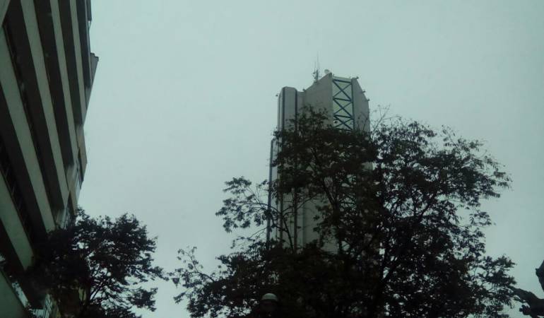 Toda la información local en Caracol Radio desde las 5:20AM hasta las 9:00AM 