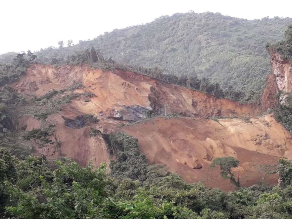 Investigan el desprendimiento de una montaña en una mina de Abejorral