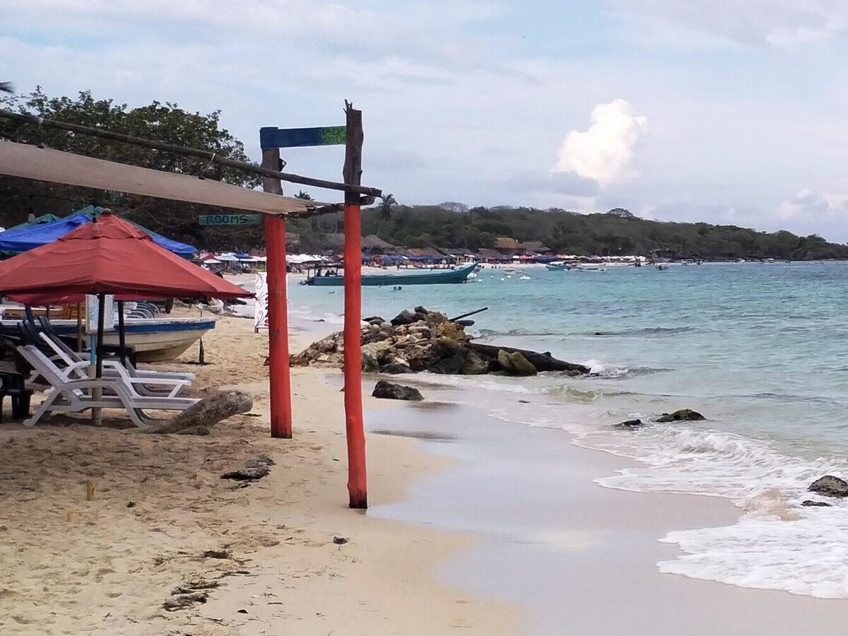 Exigen agilizar investigación por caso de muerto en procedimiento policial en Playa Blanca