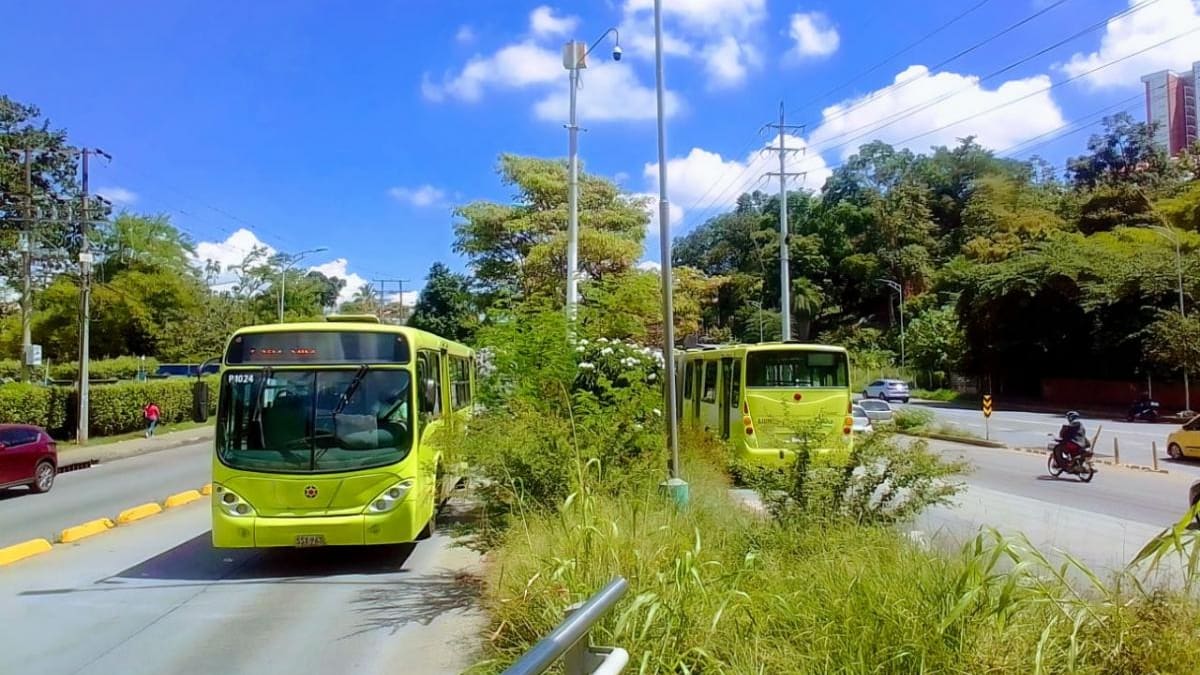 Alcalde plantea acuerdo con los acreedores de Metrolínea: Se pagaría el 12% de la deuda